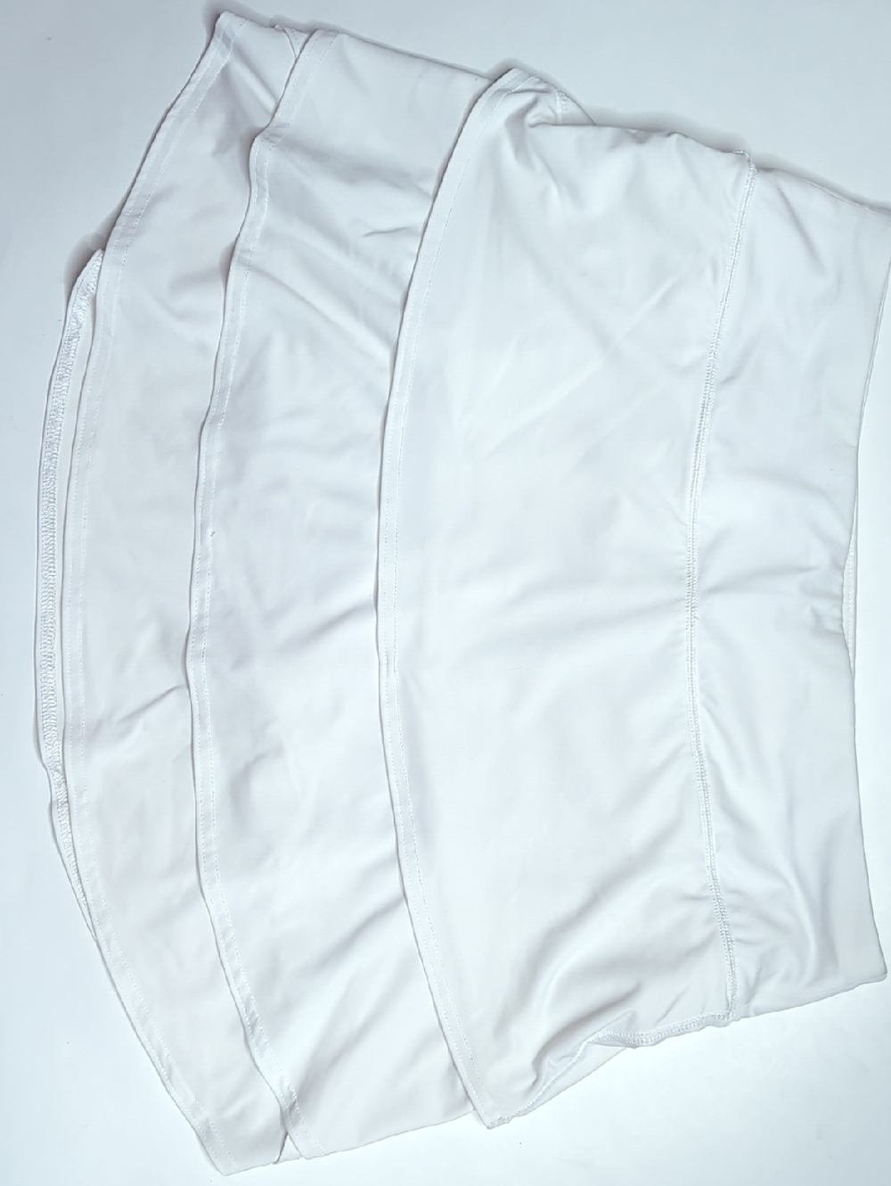 Athleta Swagger Tennis Skirt Skort White in Size Medium Tall